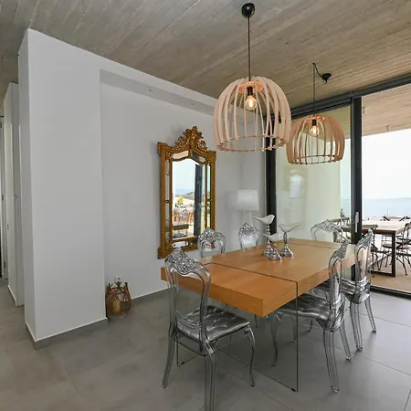 Villa Dream Cave